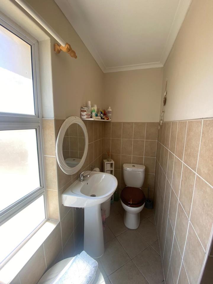 2 Bedroom Property for Sale in Fairview Golf Estate Western Cape